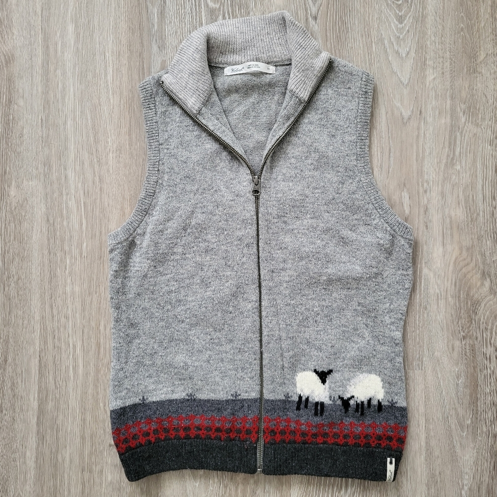 Woolrich Gray Sheep Pattern Cowl Neck Vest
